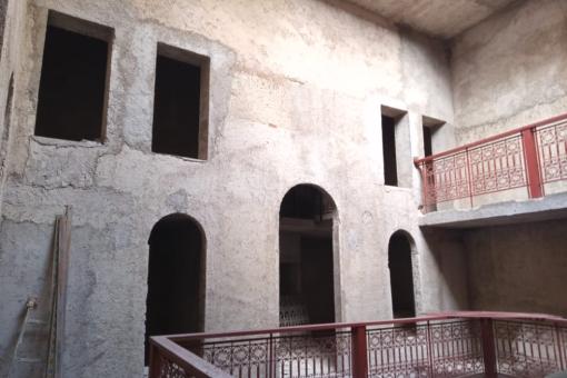 Maison Traditionnelle Titré Semi Fini