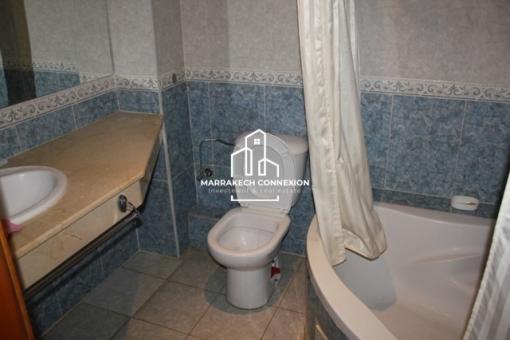 Unfurnished apartment in a secure residence