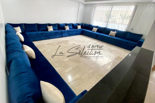 Duplex mit Poolblick zum Verkauf in Sonaba